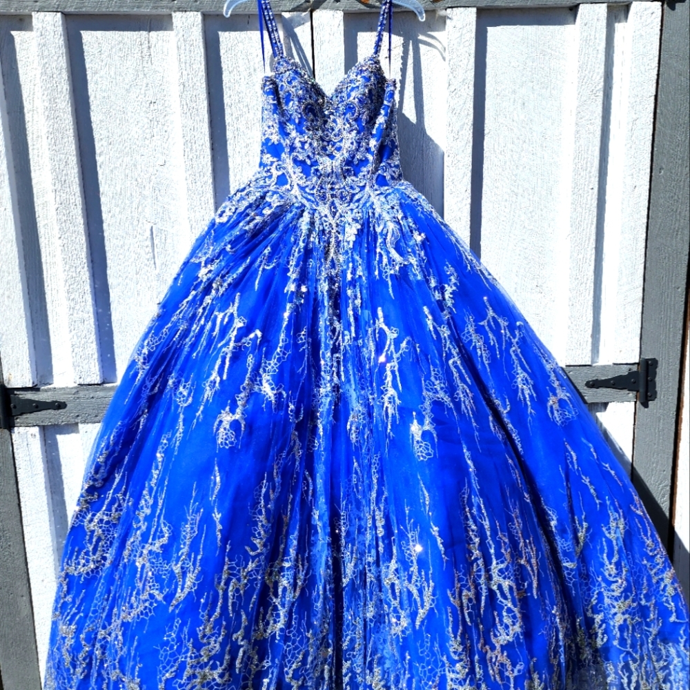 Sweet 16/ Quinceañera ballgown dress, Sapphire blue, XS corset top , gently used